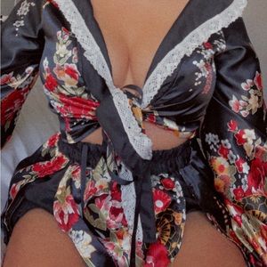 2 piece kimono like outfit